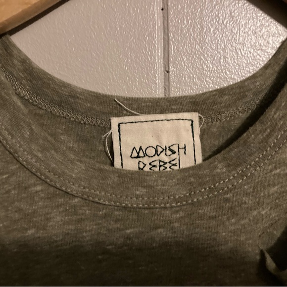 👚(bundle 4 items w/👚for $16) Beer Buddy ripped T-top - Picture 5 of 12